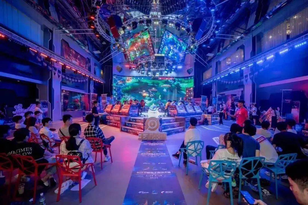 活塞全队展 活塞全队展