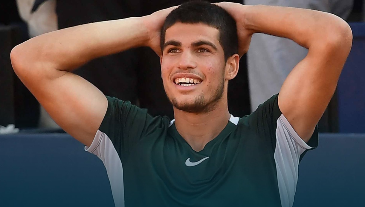 是一个教练 是一个教练